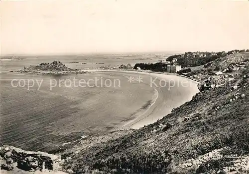 Trebeurden La plage de Tresmeur et pointe du chateau Trebeurden