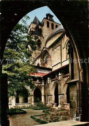 Cahors La Cathedrale vue d une galerie du cloitre Cahors