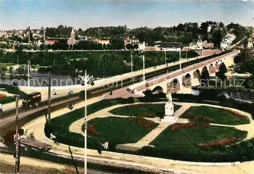 Tours_Indre et Loire Pont Wilson sur la Loire Place Anatole France et ses Jardins Tours Indre et Loire