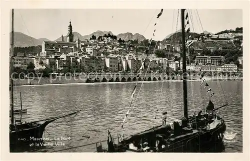 Menton_Alpes_Maritimes Le port et la vieille ville Cote d Azur Menton_Alpes_Maritimes