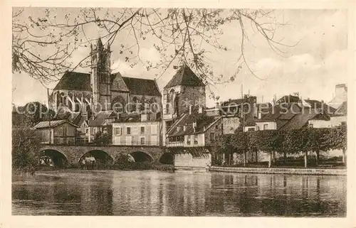 Moret sur Loing Eglise a travers les arbres Bords du Loing Moret sur Loing