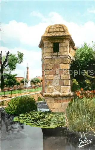 Rochefort_sur_Mer Une Echauguette reste des Remparts construits par Vauban Rochefort_sur_Mer