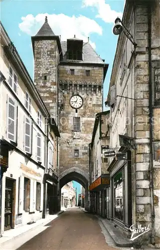 Saint Jean d_Angely La gross Horloge Monument Historique Saint Jean d Angely