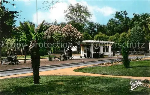 Saint Jean d_Angely Jardin Public Gare routiere Saint Jean d Angely