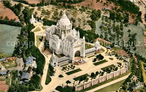 Lisieux Vue aerienne vers la Basilique Lisieux