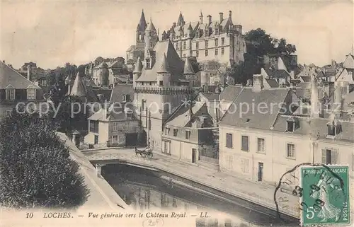 Loches_Indre_et_Loire Vue generale vers le Chateau Royal Loches_Indre_et_Loire