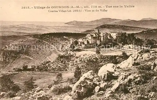 Gourdon_Alpes Maritimes Vue sur la Vallee Gourdon Alpes Maritimes