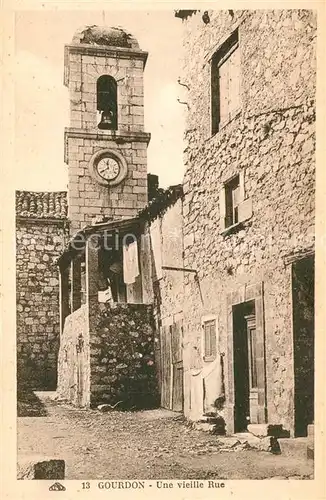 Gourdon_Alpes Maritimes Une vieille Rue Gourdon Alpes Maritimes