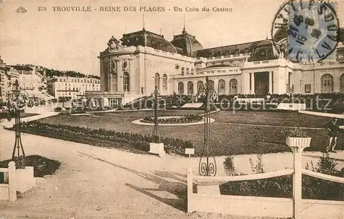 Trouville sur Mer Reine des Plages Un Coin du Casino Trouville sur Mer