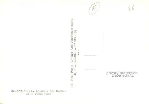 Nyons_Drome Quartier des Roches et le vieux pont Nyons Drome