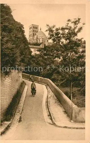 Angouleme Vieille Rue Saint Martin et la Cathedrale Angouleme