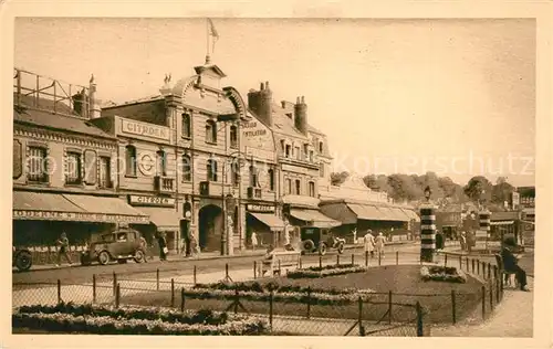 Deauville Place de la Gare vers Trouville Deauville