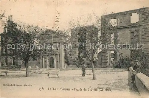 La_Tour d_Aigues Facade du Chateau La_Tour d_Aigues