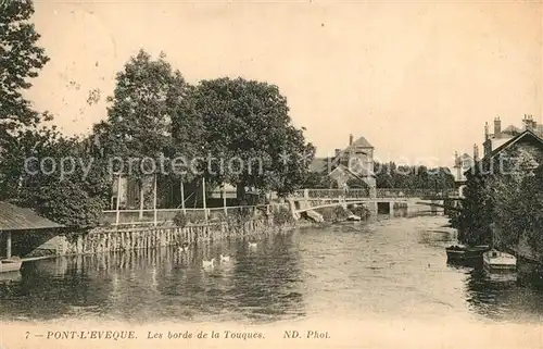 Pont l_Eveque_Oise Les bords de la Touques Pont l_Eveque_Oise