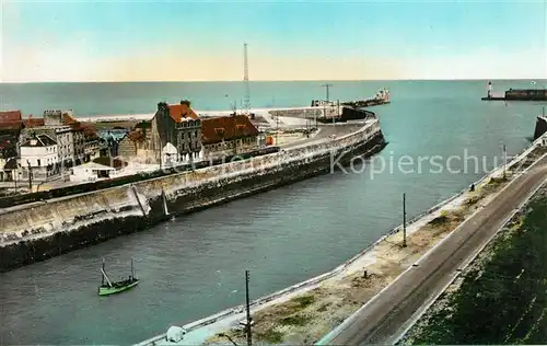 Dieppe_Seine Maritime Entree du Port Dieppe Seine Maritime