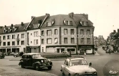 Gisors_Eure Le Rond Point et la Rue de Vienne Gisors Eure