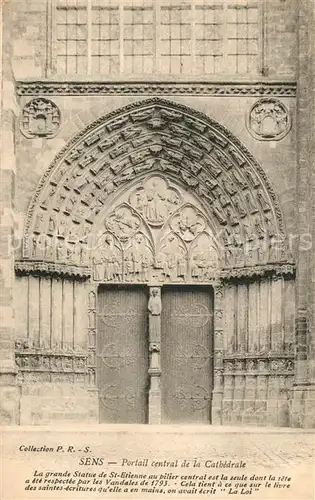 Sens_Yonne Portail central de la Cathedrale Sens_Yonne
