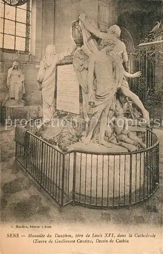 Sens_Yonne Cathedrale Mausolee du Dauphin Pere de Louis XVI Sens_Yonne