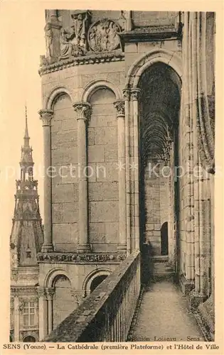 Sens_Yonne Cathedrale Hotel de Ville Sens_Yonne