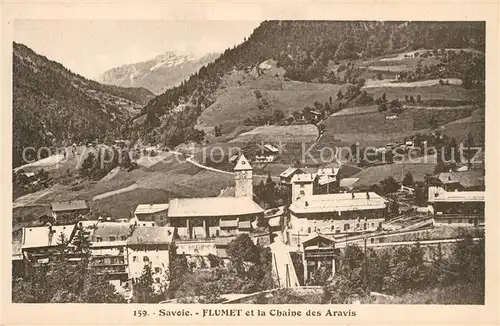 Flumet Vue generale et la Chaine des Aravis Flumet