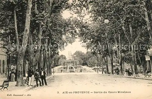 Aix en Provence Sortie du Cours Mirabeau Aix en Provence