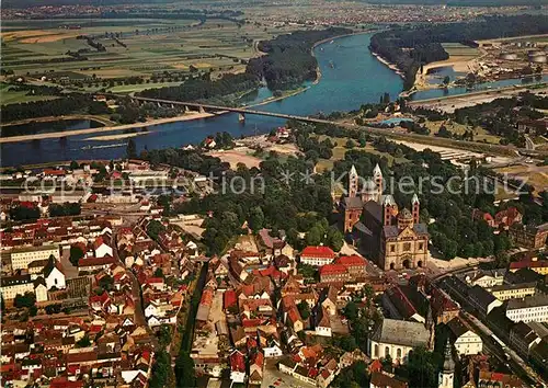 AK / Ansichtskarte Speyer_Rhein Dom mit Rheinpartie Fliegeraufnahme Speyer Rhein