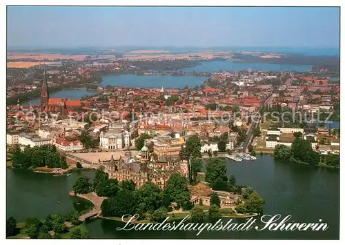 AK / Ansichtskarte Schwerin_Mecklenburg Fliegeraufnahme mit Altstadt Schloss Staatstheater Dom Pfaffenteich Ziegelinnen und Ziegelaussensee Schwerin_Mecklenburg