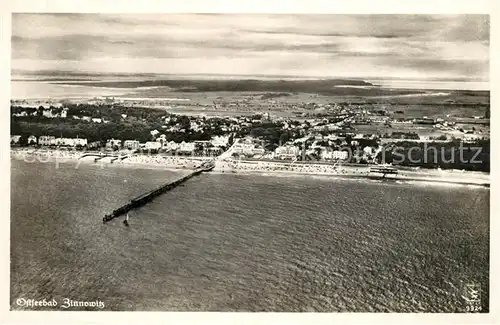 AK / Ansichtskarte Zinnowitz_Ostseebad Fliegeraufnahme mit Strand Zinnowitz_Ostseebad
