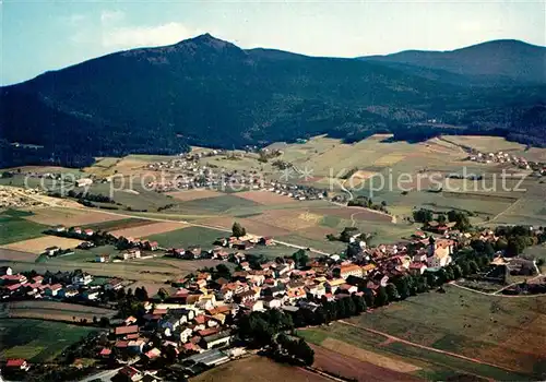 AK / Ansichtskarte Lam_Oberpfalz Fliegeraufnahme mit Osser Lam_Oberpfalz