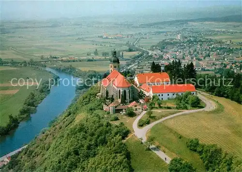 AK / Ansichtskarte Bogen_Niederbayern Bogenberg Marienwallfahrtskirche Fliegeraufnahme Bogen Niederbayern