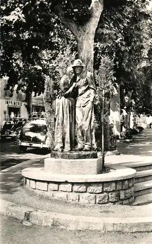 AK / Ansichtskarte Manosque Boulevard de la Plaine Groupe Le Froid Sculpture Monument Manosque