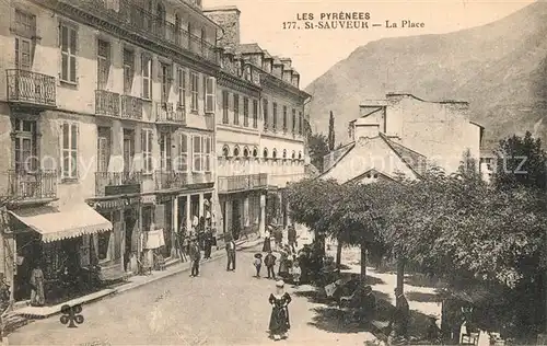 AK / Ansichtskarte Saint_Sauveur_Hautes_Pyrenees La Place Saint_Sauveur