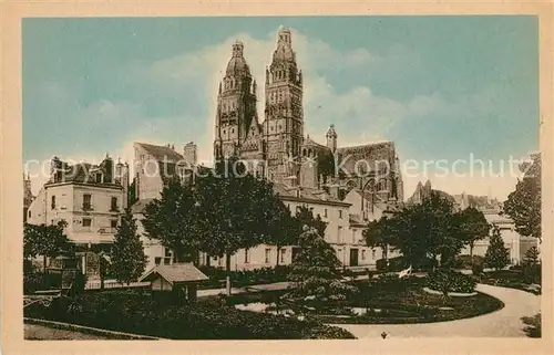 AK / Ansichtskarte Tours_Indre et Loire Square Emile Zola et la Cathedrale Tours Indre et Loire