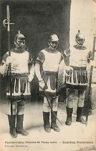 AK / Ansichtskarte Fuenterrabia Guardias Pretorianos Procesion del Viernes Santo Fuenterrabia