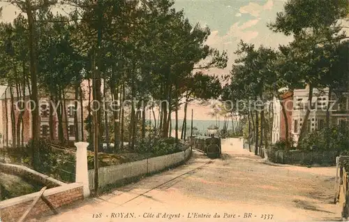 AK / Ansichtskarte Royan_Charente Maritime Entree du Parc  Royan Charente Maritime