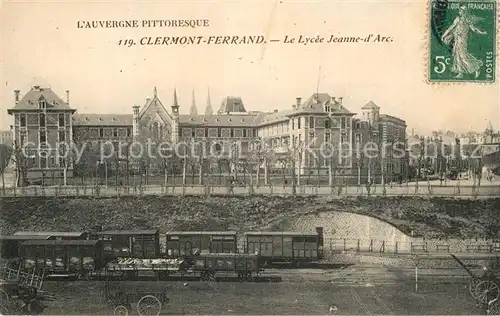 AK / Ansichtskarte Clermont_Ferrand_Puy_de_Dome Le Lycee Jeanne d Arc Clermont_Ferrand