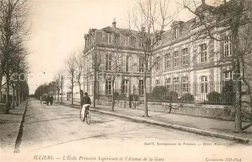 AK / Ansichtskarte Illiers Combray Ecole Primaire Superieure Avenue de la Gare Illiers Combray