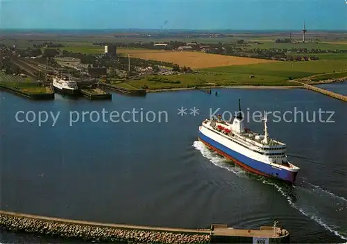 AK / Ansichtskarte Puttgarden Fliegeraufnahme F?hrhafen  Puttgarden