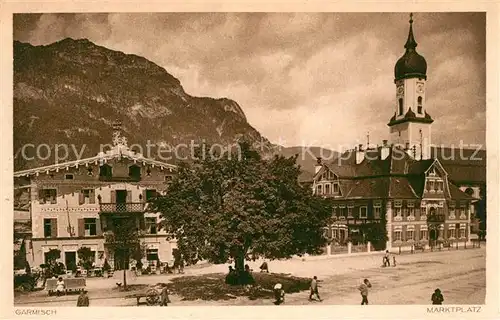 AK / Ansichtskarte Garmisch Partenkirchen Marktplatz  Garmisch Partenkirchen