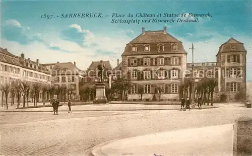AK / Ansichtskarte Saarbruecken Place du Chateau Statue de Bismarck Saarbruecken