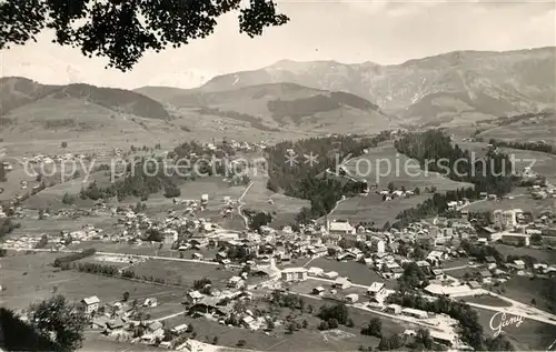 AK / Ansichtskarte Megeve Panorama Mont Blanc Megeve