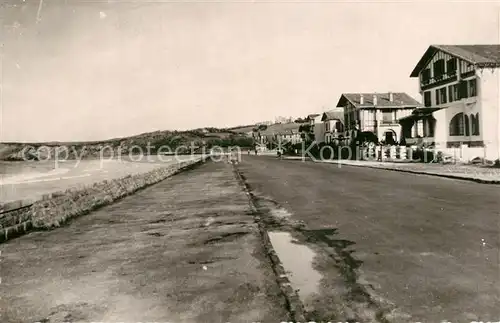 AK / Ansichtskarte Hendaye_Pyrenees_Atlantiques Plage Frontiere Hendaye_Pyrenees