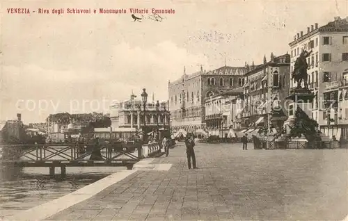 AK / Ansichtskarte Venezia_Venedig Riva degli Schiavoni e Monumento Vittorio Emanuele Venezia Venedig