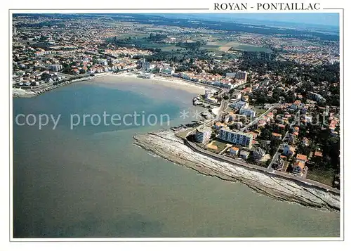 AK / Ansichtskarte Royan_Charente Maritime Vue generale La corniche et la plage Royan Charente Maritime