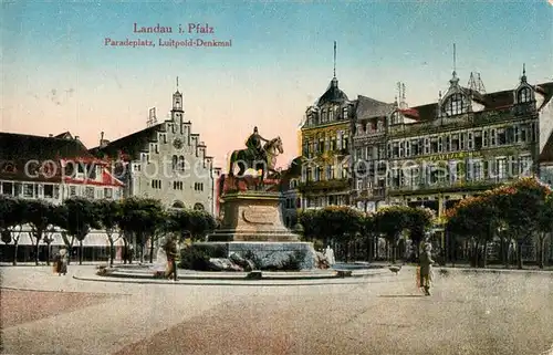 AK / Ansichtskarte Landau_Pfalz Paradeplatz Luitpold Denkmal Landau Pfalz