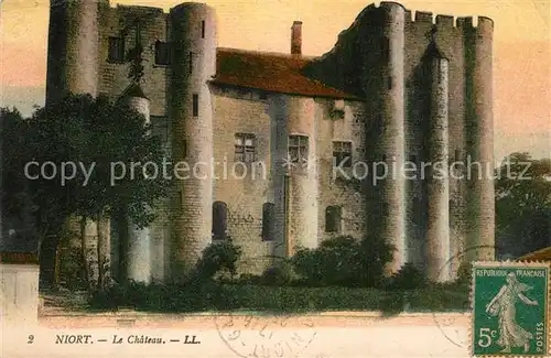 AK / Ansichtskarte Niort Chateau Schloss Niort