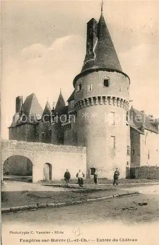 AK / Ansichtskarte Fougeres sur Bievre Entree du Chateau Schloss Fougeres sur Bievre