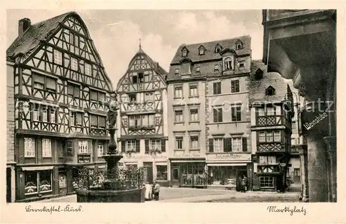 AK / Ansichtskarte Bernkastel Kues Marktplatz Bernkastel Kues