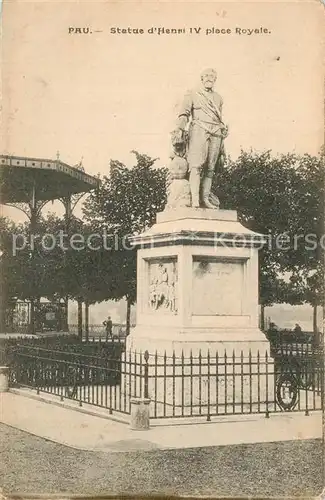 AK / Ansichtskarte Pau Staute Henri IV place Royale Pau