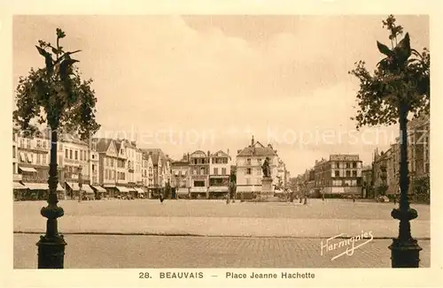 AK / Ansichtskarte Beauvais Place Jeanne Hachette Beauvais